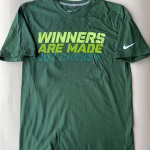 Nike Green Regular Fit Short Sleeve Graphic Tshirt